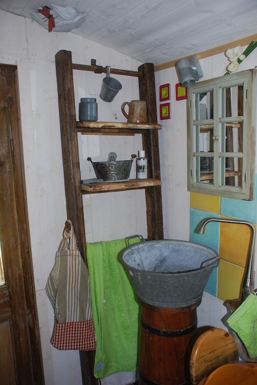 Maison D'Hotes Ainsi Soie T-Il Combovin Bagian luar foto
