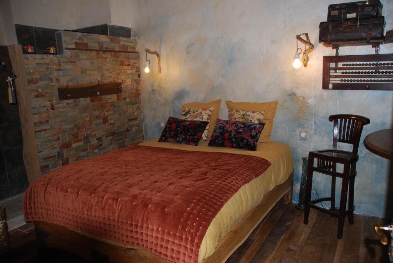 Maison D'Hotes Ainsi Soie T-Il Combovin Bagian luar foto